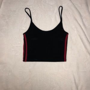 Cropped shirt - red side stripes